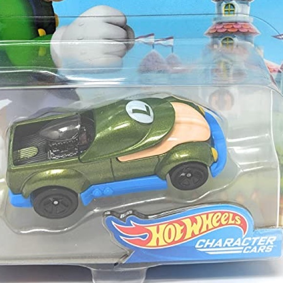Hot Wheels SUPER MARIO Luigi Kids Car Racing Fun - Picture 2 of 3